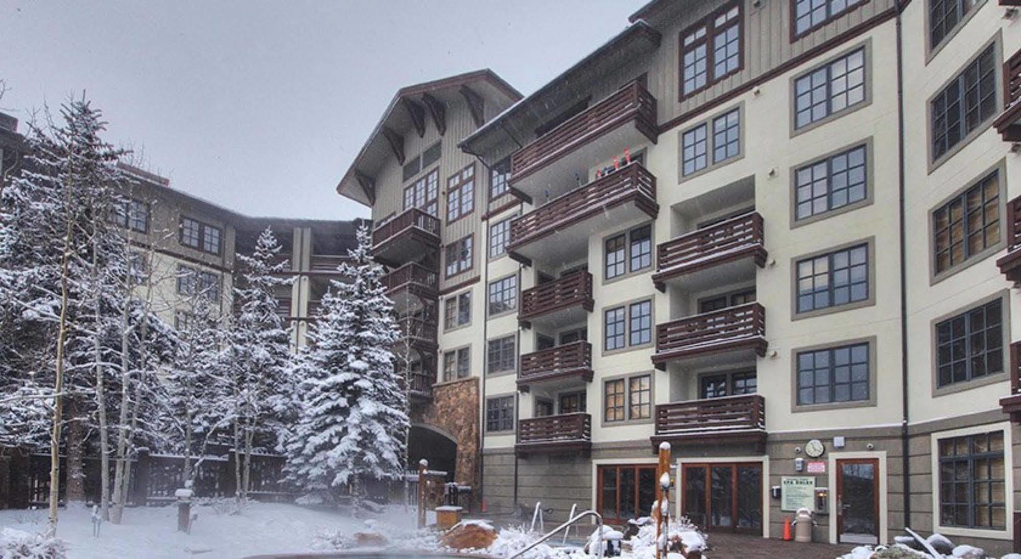 Village Square At Center Village By Copper Mountain Lodging Exterior foto